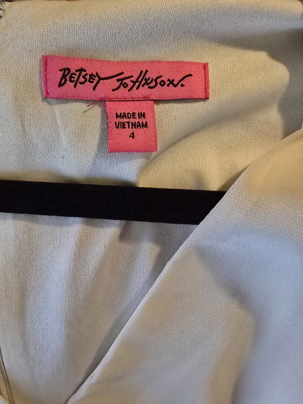 Betsey Johnson Rose Print Boho Dress Size 4 - Picture 3 of 4